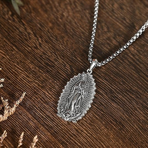 Collar Virgen María de Guadalupe en Plata 925k
