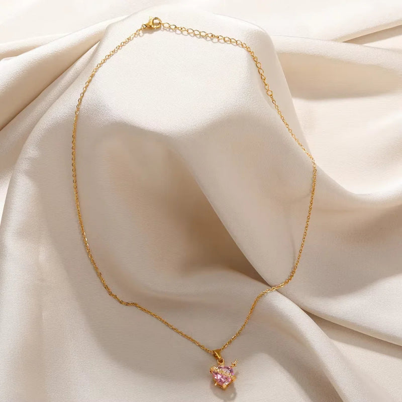 Collana Sacro Cuore – La Fede da Portare sul Petto