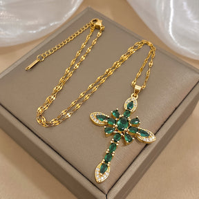 Collana Femminile in Oro 18k – Un Gioiello Unico