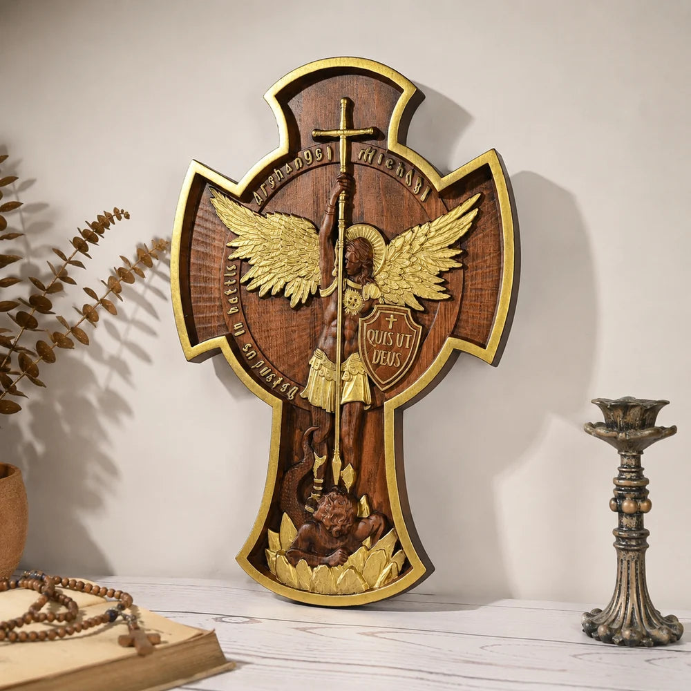 Arcángel Miguel Tallado en Madera