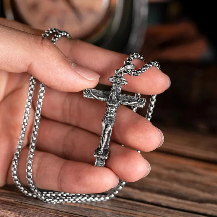 Collana con Crocifisso di Gesù Cristo
