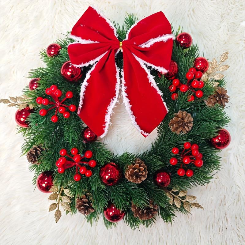Christmas WreathsChristmas Wreaths