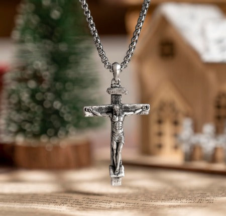 Collana con Crocifisso di Gesù Cristo