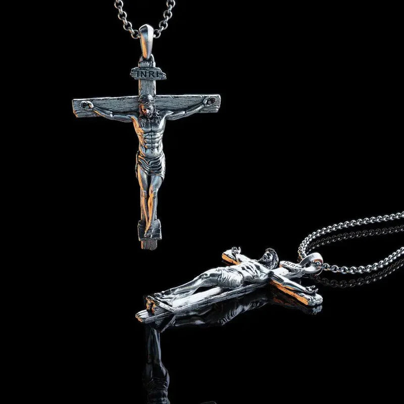 Collana con Crocifisso di Gesù Cristo