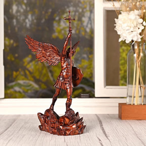 Imagen de adera de San Miguel Arcángel.