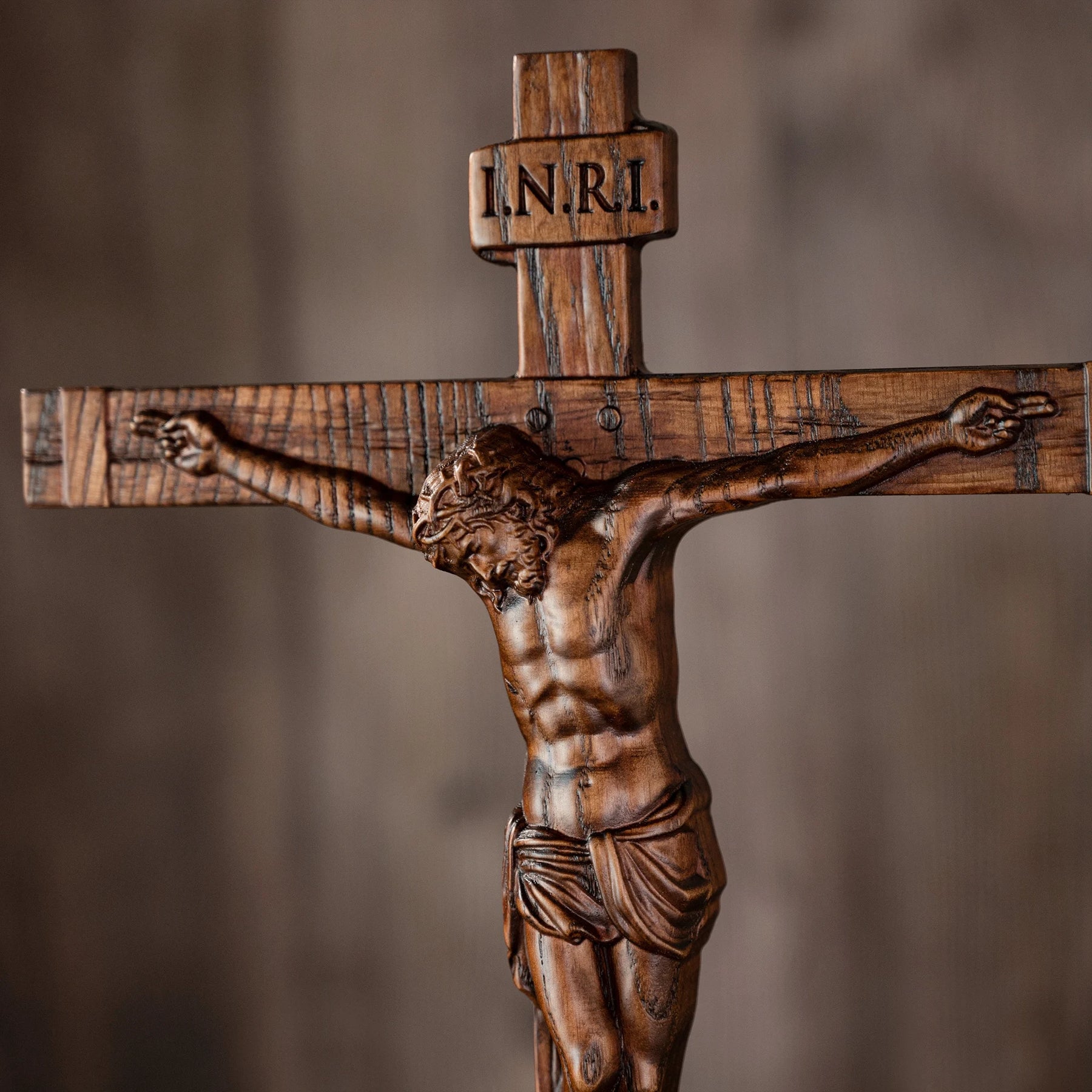 Sculture Religiose in Legno Attraverso
