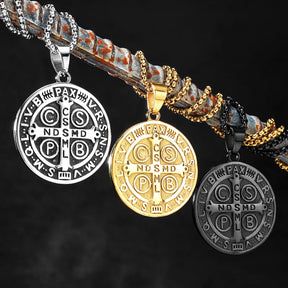 Collar Con Medalla de San Benito