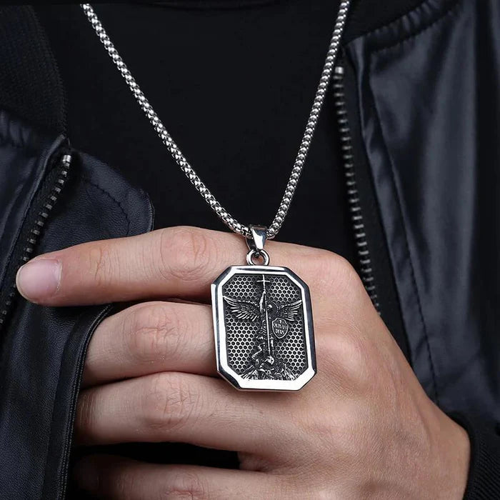 Collar San Miguel Arcángel – Protección y Fortaleza en Cada Paso