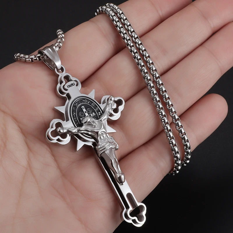 Crucifijo con Medalla de San Benito