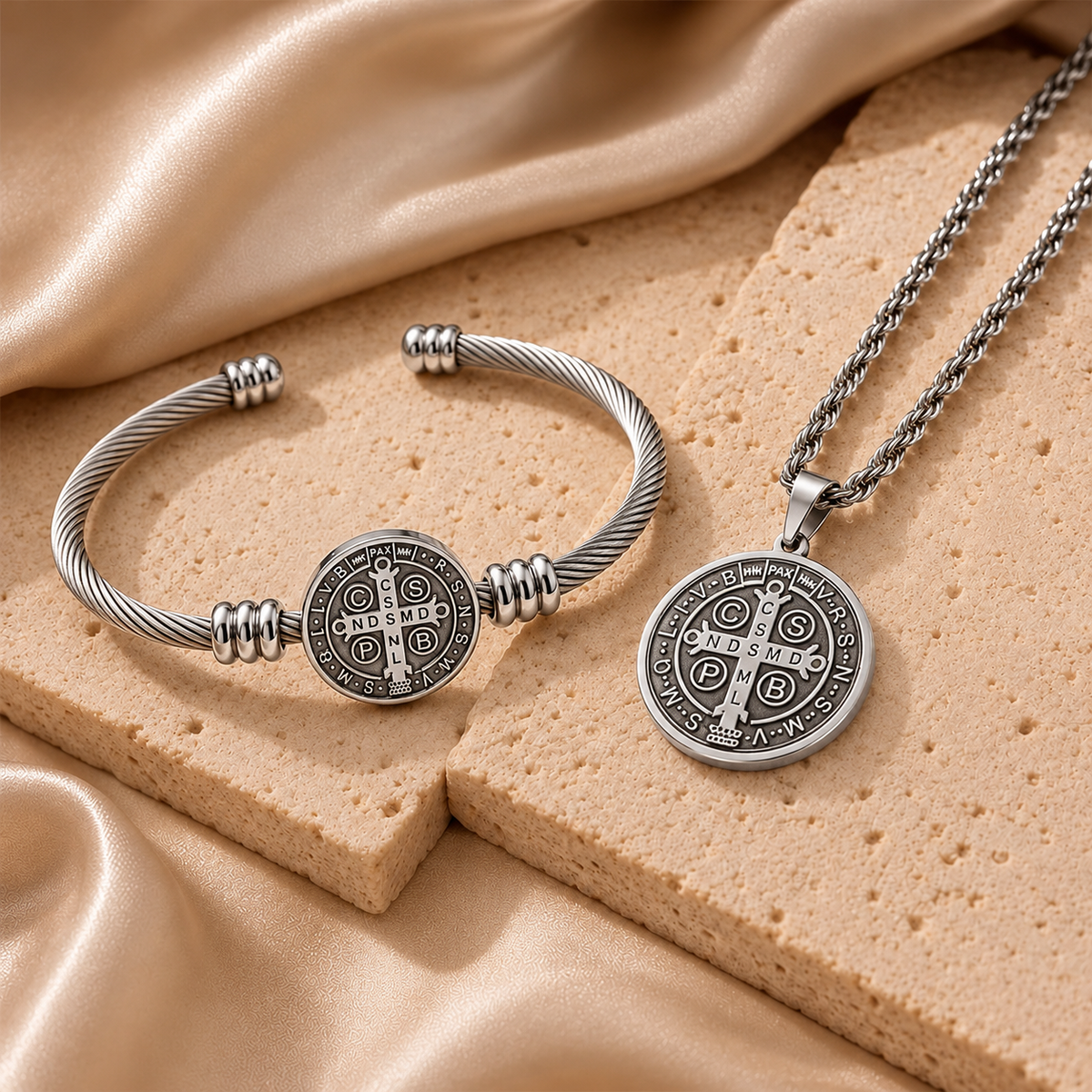 Conjunto de Collar y Pulsera de San Benito Para Protección Diaria